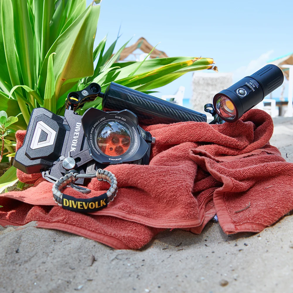 DIVEVOLK SeaTouch 4 MAX PLUS Underwater Housing Advanced Creator Kit including Float Arm and 5600 or 12000 Lumen dive light, dive housing, waterproof phone case - Image 5